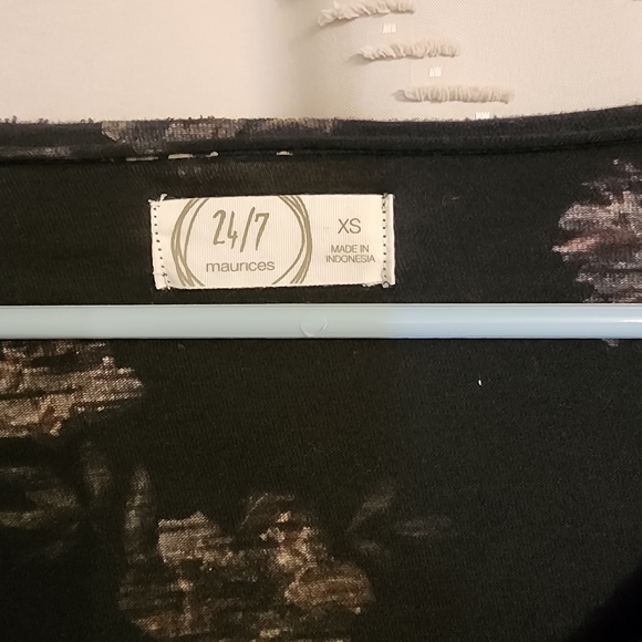 Maurices Black Floral Long Sleeve Top - Picture 3 of 3